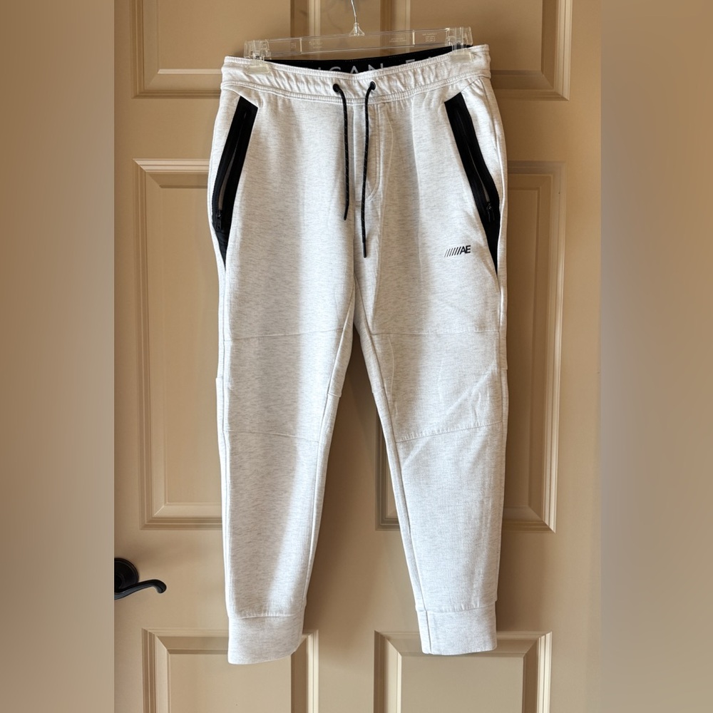 American Eagle Joggers Sweatpants | White | Men’s M